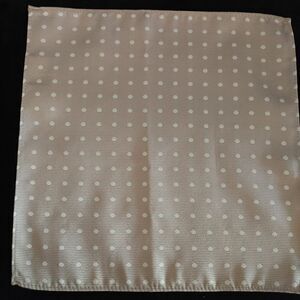 ALLURE MEN'S MULTI-DOT POCKET SQUARE.
